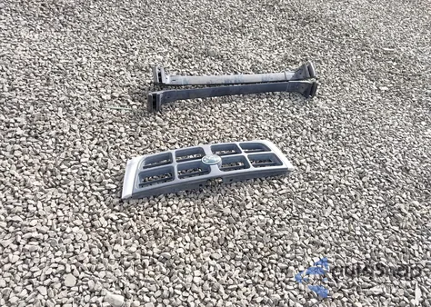 2000 Subaru Forester L z USA, uszkodzony, nr VIN JF1SF6356YH725025